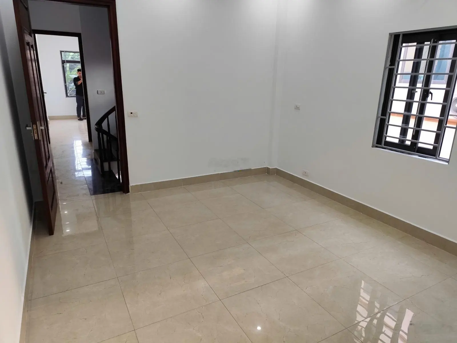 Nhà Yên Nghĩa cực rộng 50m2*4T 5 ngủ ngõ nông 15m ô tô thông Giá 4.6 tỷ CTL Lh mr Khanh 0978 939 ***