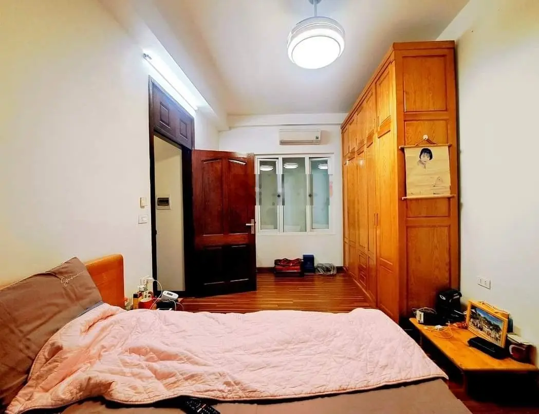 Bán nhà riêng Hoàng Văn Thái, TX - lô góc - ngõ thông - DT 47m2 - MT 5,2m - 7.2 tỷ. LH 0904 161 ***