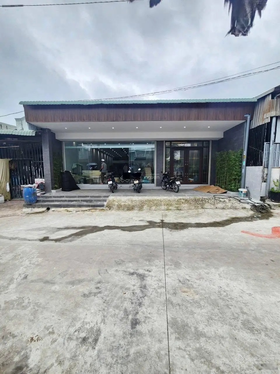Cần bán gấp nhà sổ riêng trong 1 tuần, giá tốt tại thành phố Dĩ An