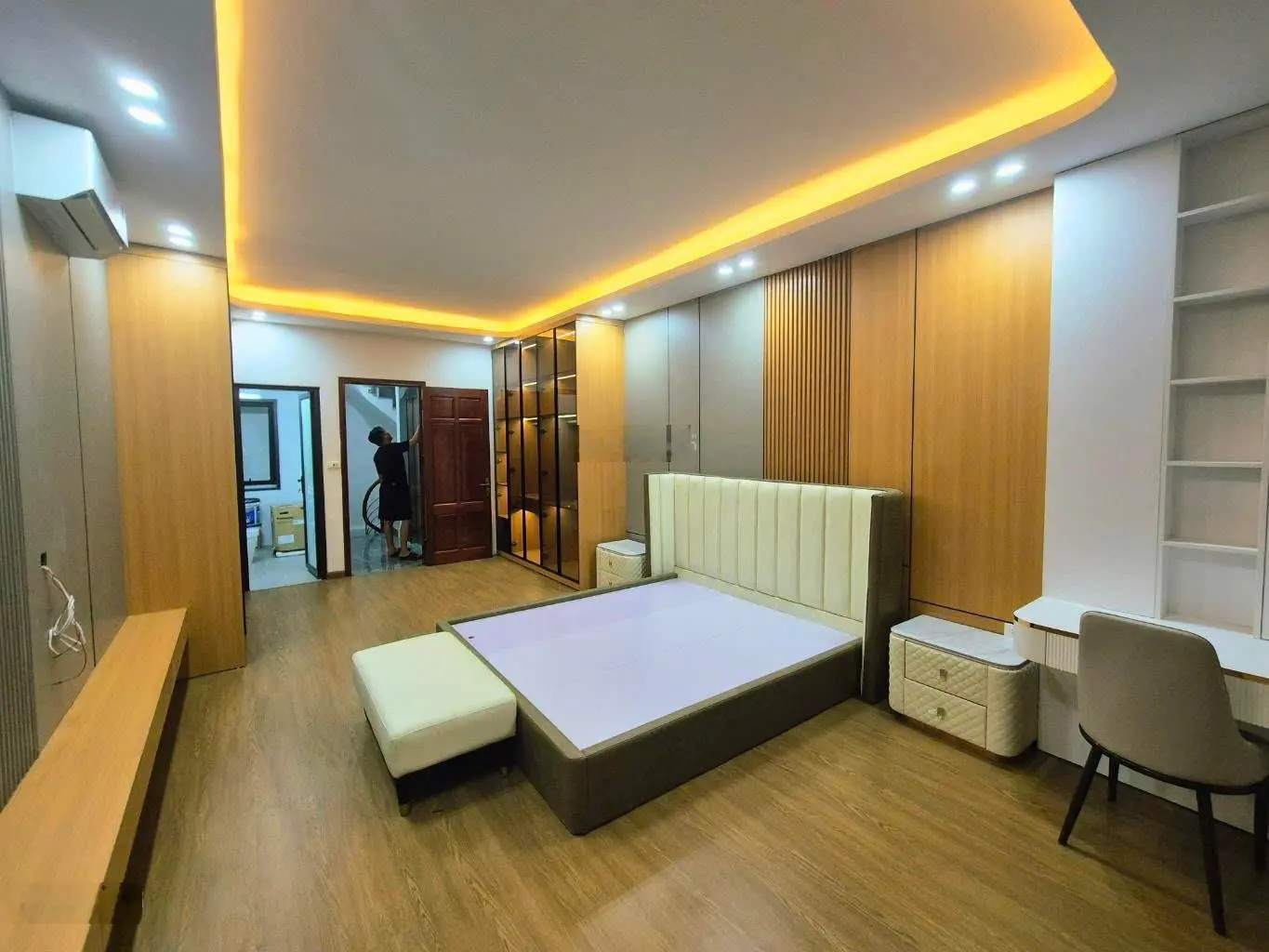 #MinhKhai, ngõ Thông, lô góc, #THANGMÁY, 50m, Tiện Ích Vip, nhỉnh 9 tỷ có TL