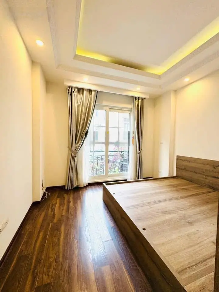 Cổ Linh - Aeon mall - Long Biên - Ô tô đỗ cửa - 42m2 x 4 tầng - nhỉnh 6 tỷ