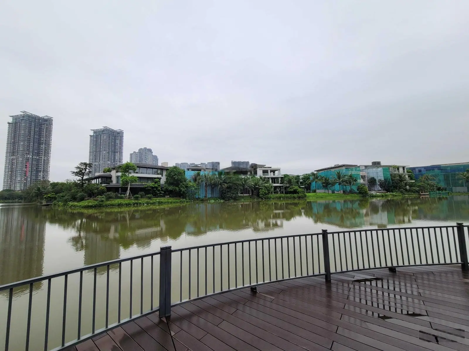 Chủ nhà nhờ em bán căn biệt thự đảo Ecopark gần 500m2. Anh chị quan tâm liên hệ Hải: 0704725555