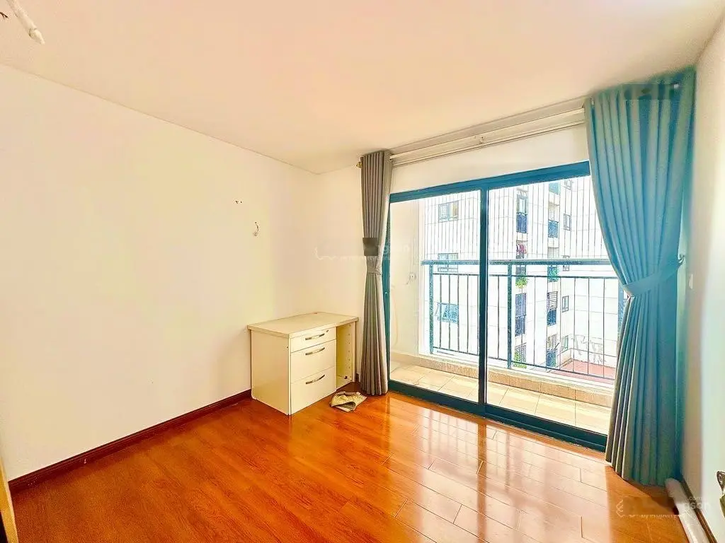 Siêu phẩm lô góc, 3 ban công cực thoáng, view triệu đô, full nội thất chỉ việc xách valy vào ở