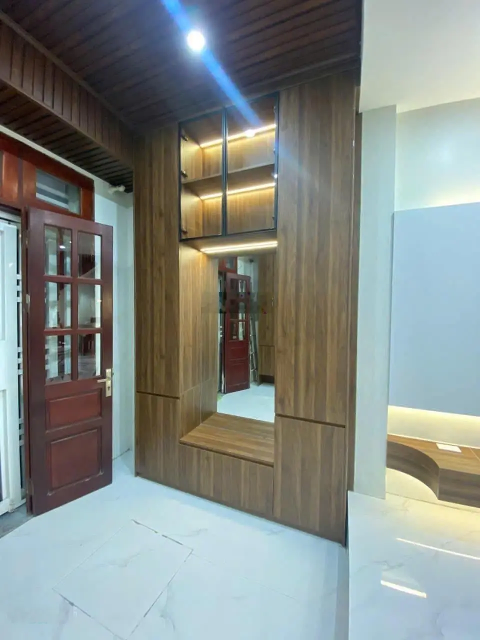 Bán nhà 6 tầng Đại Mỗ thang máy full nội thất sổ đỏ riêng giá 7,5 tỷ vị trí đẹp gần đường lớn