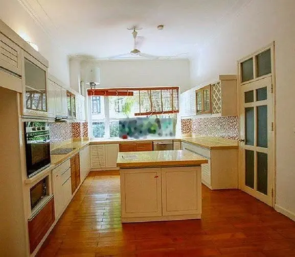 Phân lô Đào Tấn, Ba Đình, Thang máy, Ô tô view vườn hoa 50m2 hơn 9 tỷ