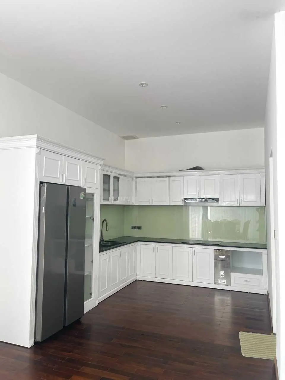 Villa hiện đại Smarthome Nam Hồ 200m2 ngang 12,8m 3 tầng đầy đủ nội thất đã hoàn công giá chỉ 11 tỷ