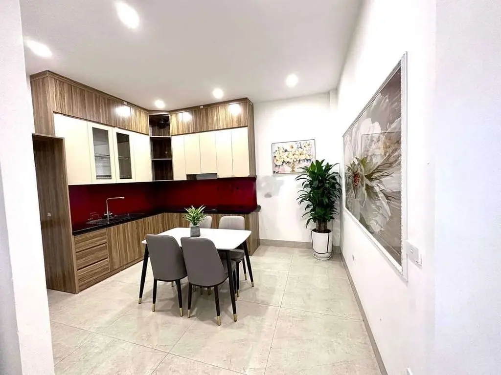 Bán Gấp nhà siêu hiếm Trần Cung 53m2x4 tầng mới full nội thất tiện ích