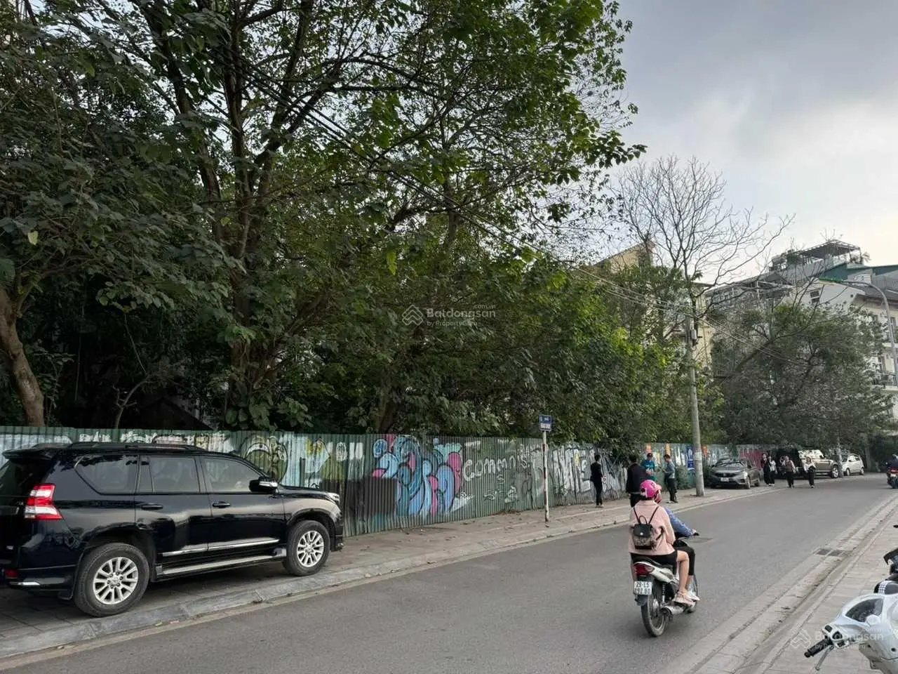 Bán đất full thổ cư mặt phố Quảng Khánh, 750 m2, MT 40 m. View trực diện Hồ Tây vô cùng đẳng cấp