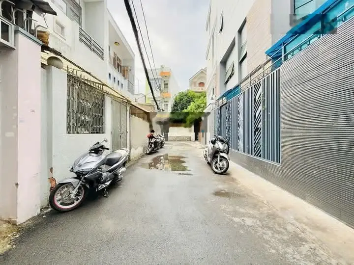 Bán gấp nhà Hà Huy Giáp , Thạnh Xuân , Quận 12.Dt 100m2 giá 4 tỷ 350.Sổ hồng riêng.