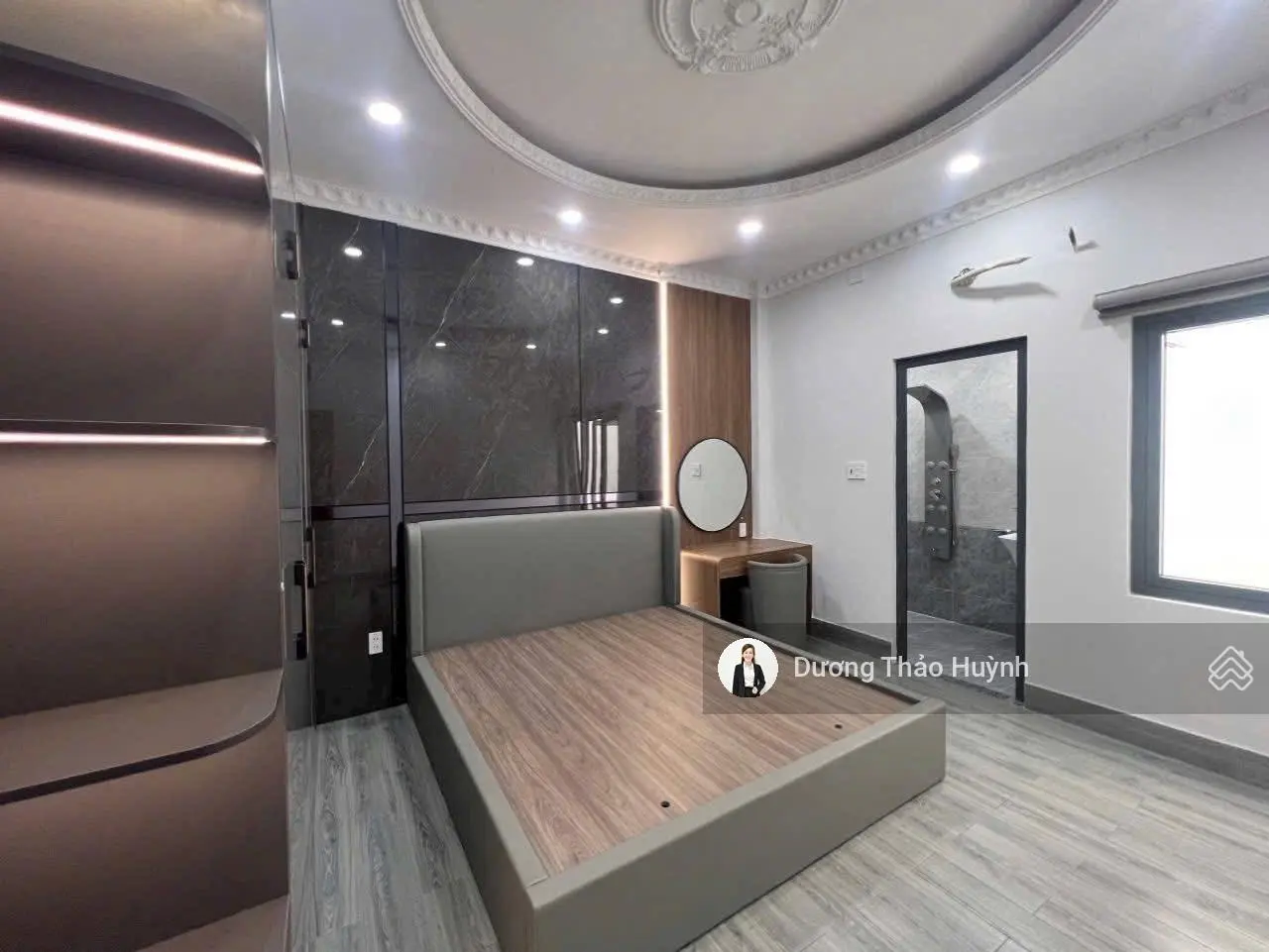 Bán nhà đẹp 5 tầng - tặng nội thất ngay Phạm Văn Đồng - Đường 8m thông - Hoàn công chuẩn có TL tốt