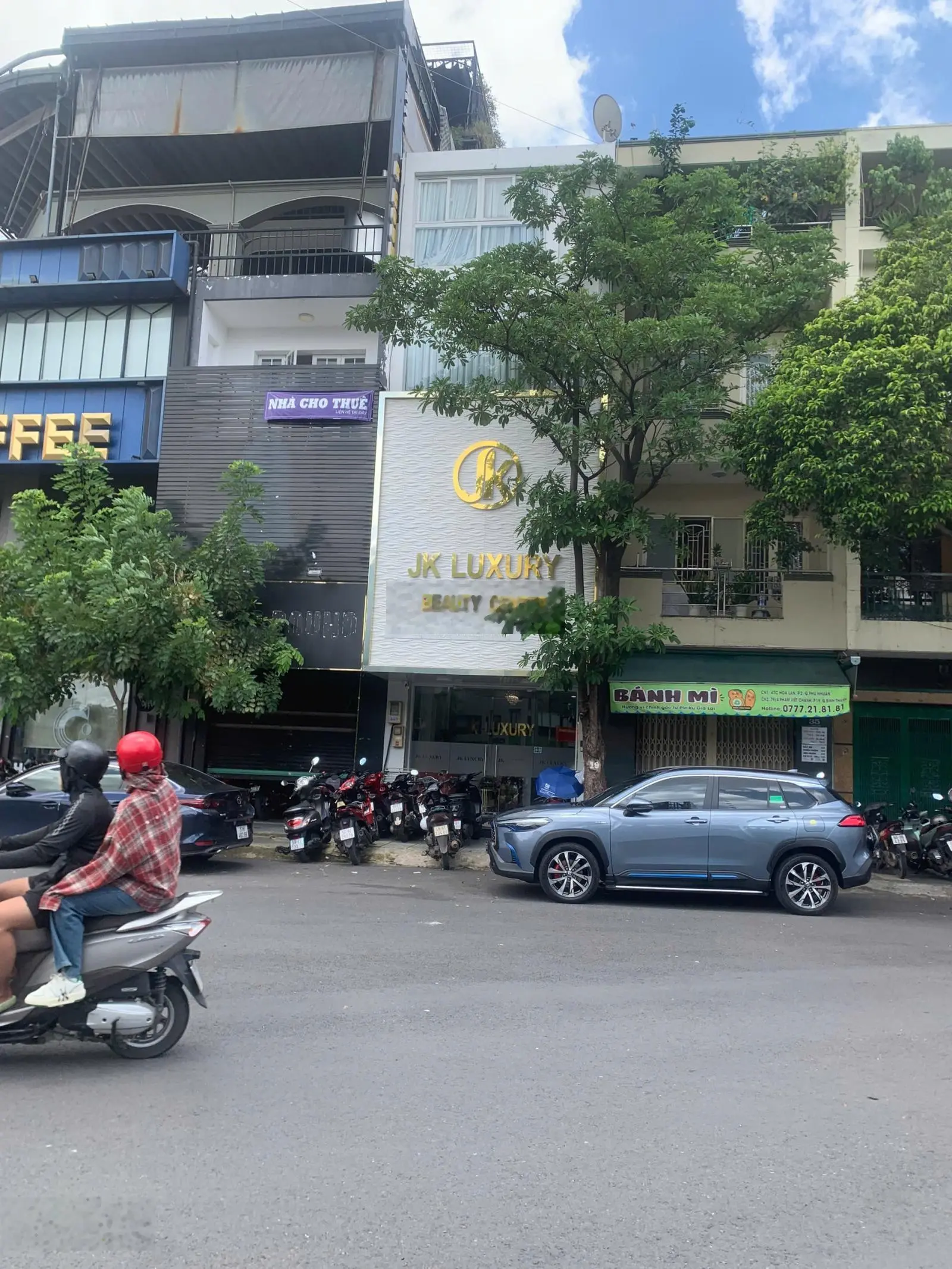 Mặt tiền ngang 5m, đường Hoa Lan ngay vòng xoay Phan Xích Long - 4 tầng, giá 18 tỷ