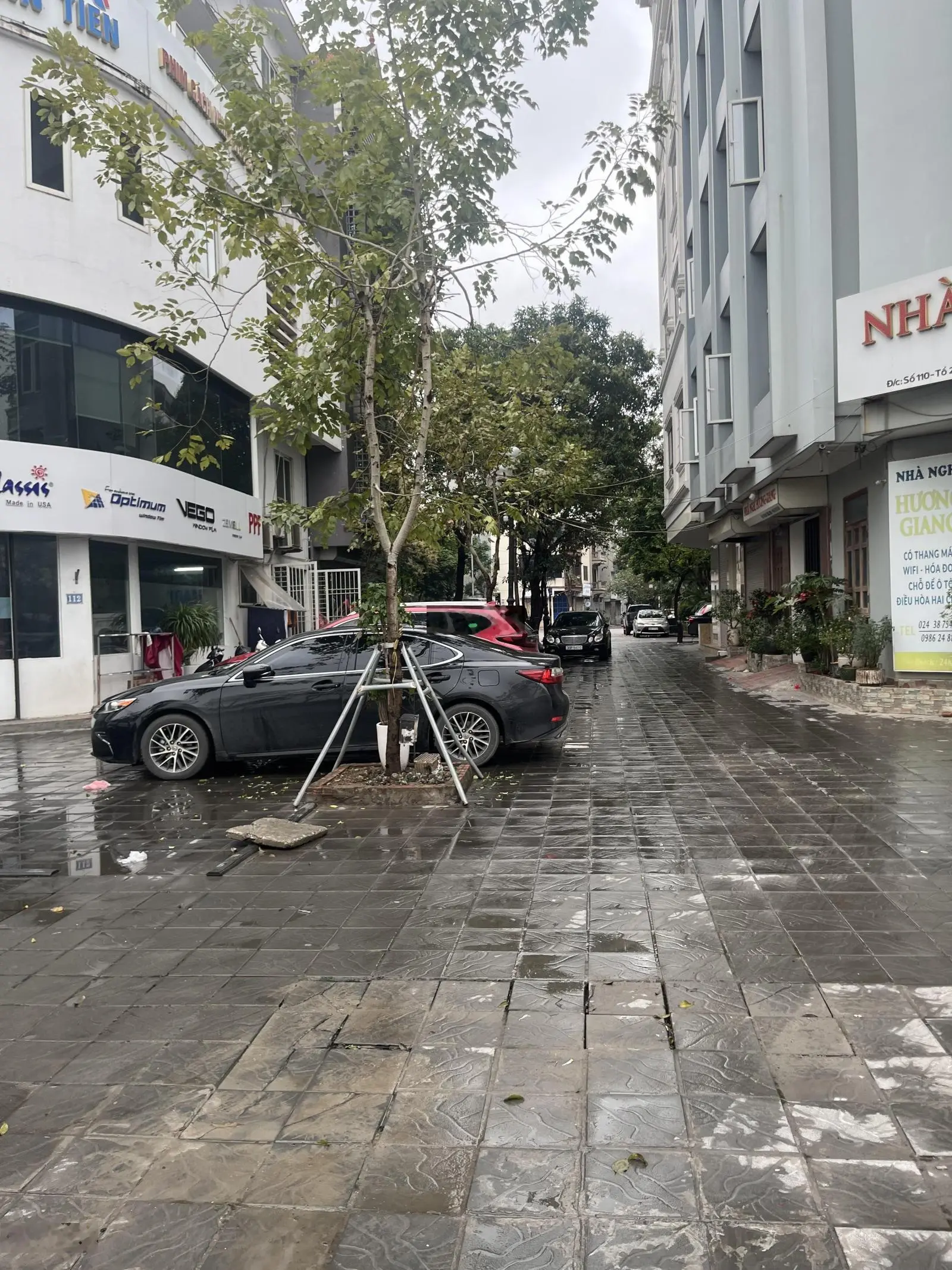 Bán nhà phân lô Nguyễn Văn Linh cạnh Aeon Mall Vĩnh Tuy ô tô tránh ở sướng, nhà đẹp như mới