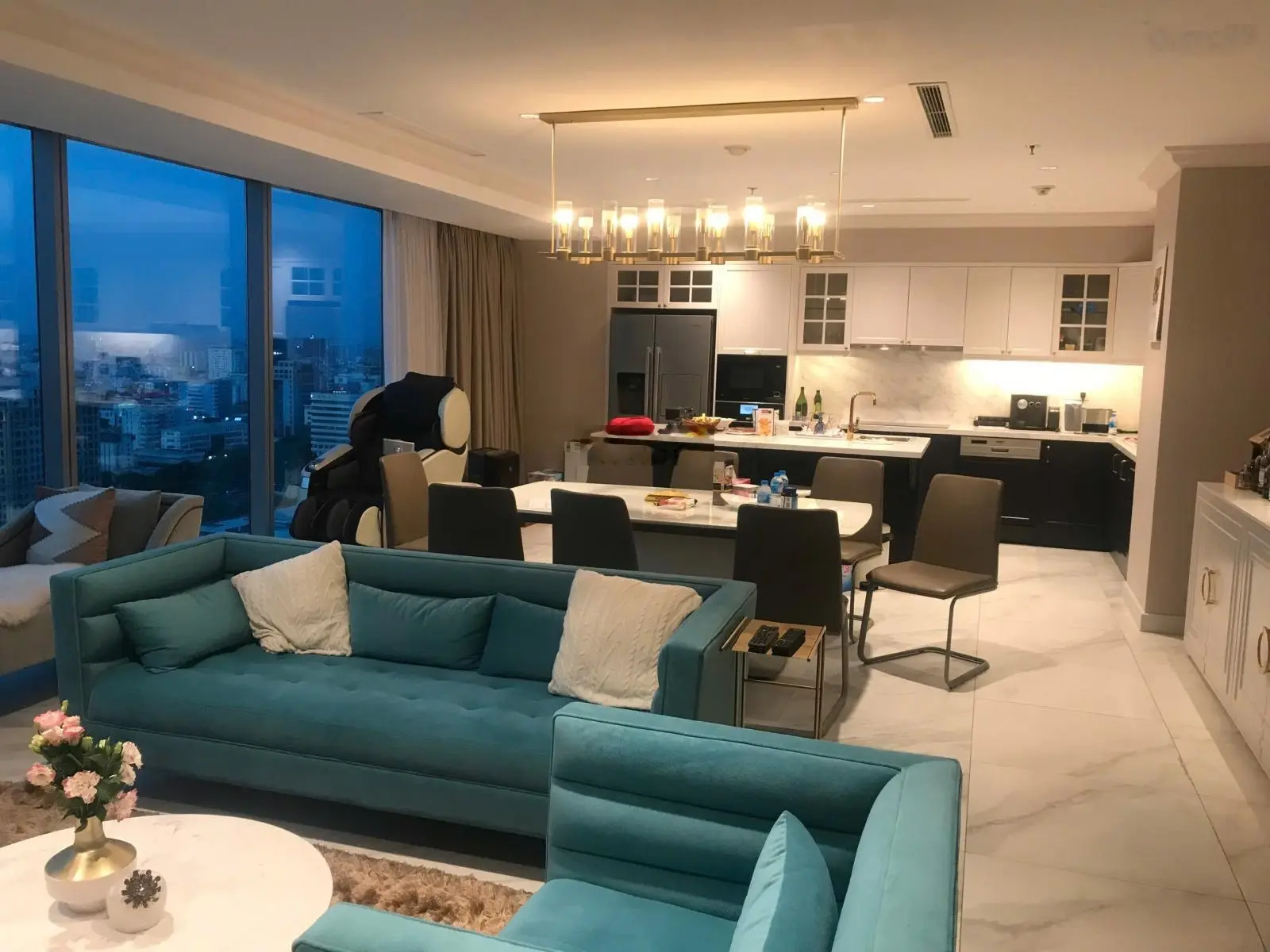 Giỏ hàng mua bán vinhomes đồng khởi giá tốt 10/2024