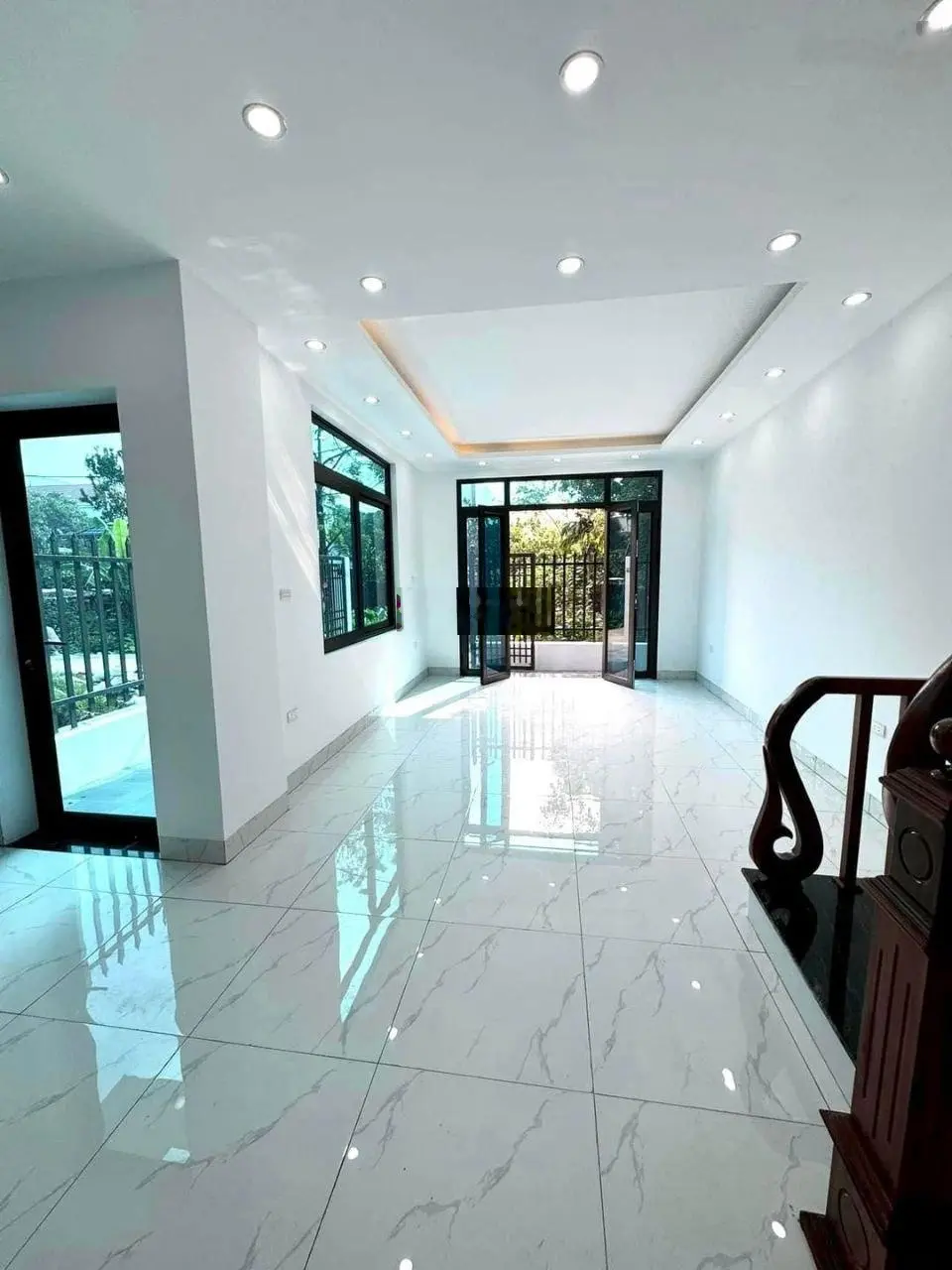 Bán nhà đơn lập 57m2x3T, oto đỗ, 10 phút Penika Tố Hữu