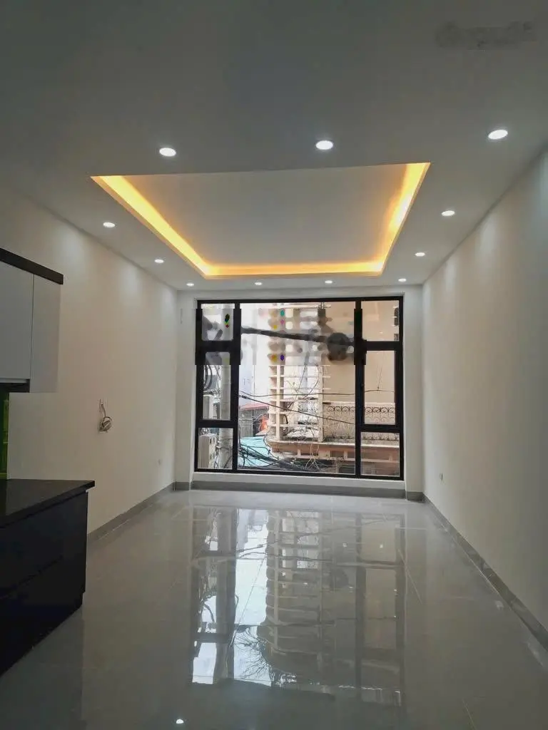 Siêu phẩm nhà đẹp. Ngọc Thụy Gara Oto thang máy sịn chạy vù vù ở sướng đỉnh cao