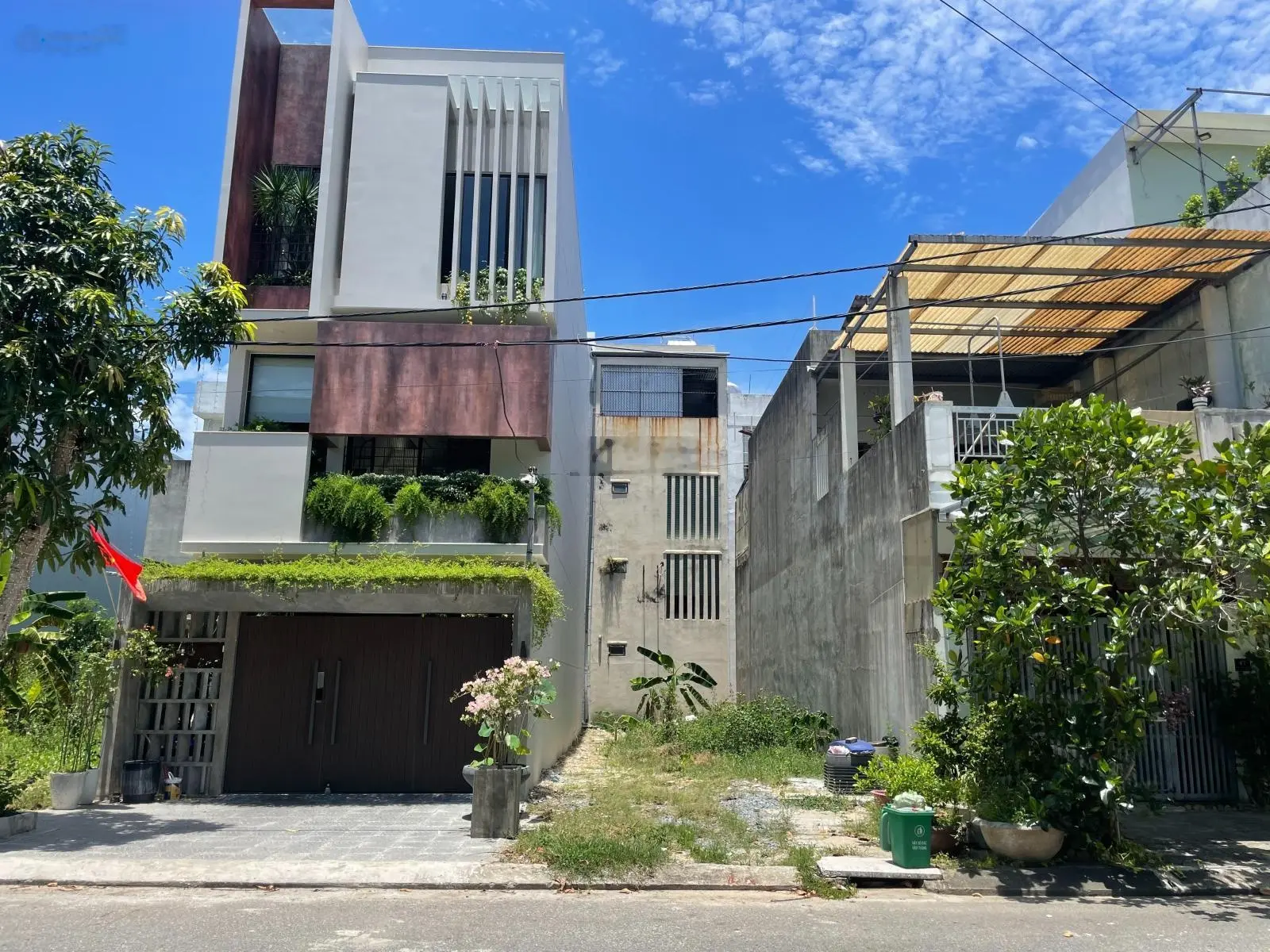 Chính chủ bán lô Lê Hy Cát thông sông thuộc giai đoạn 1 khu Nam Việt Á. Liên hệ Loan 0979 141 ***