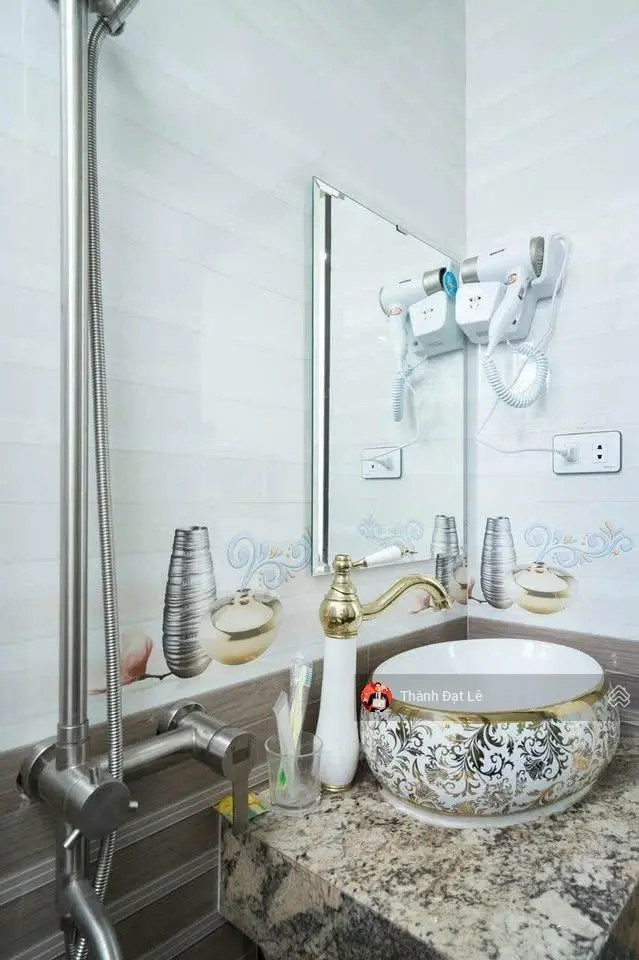 Chính chủ Bán khách sạn 6 Tầng 15 phòng 106m2 Tại khu đô thị Nam Ga, gần Bến xe Bãi Cháy, Hạ Long
