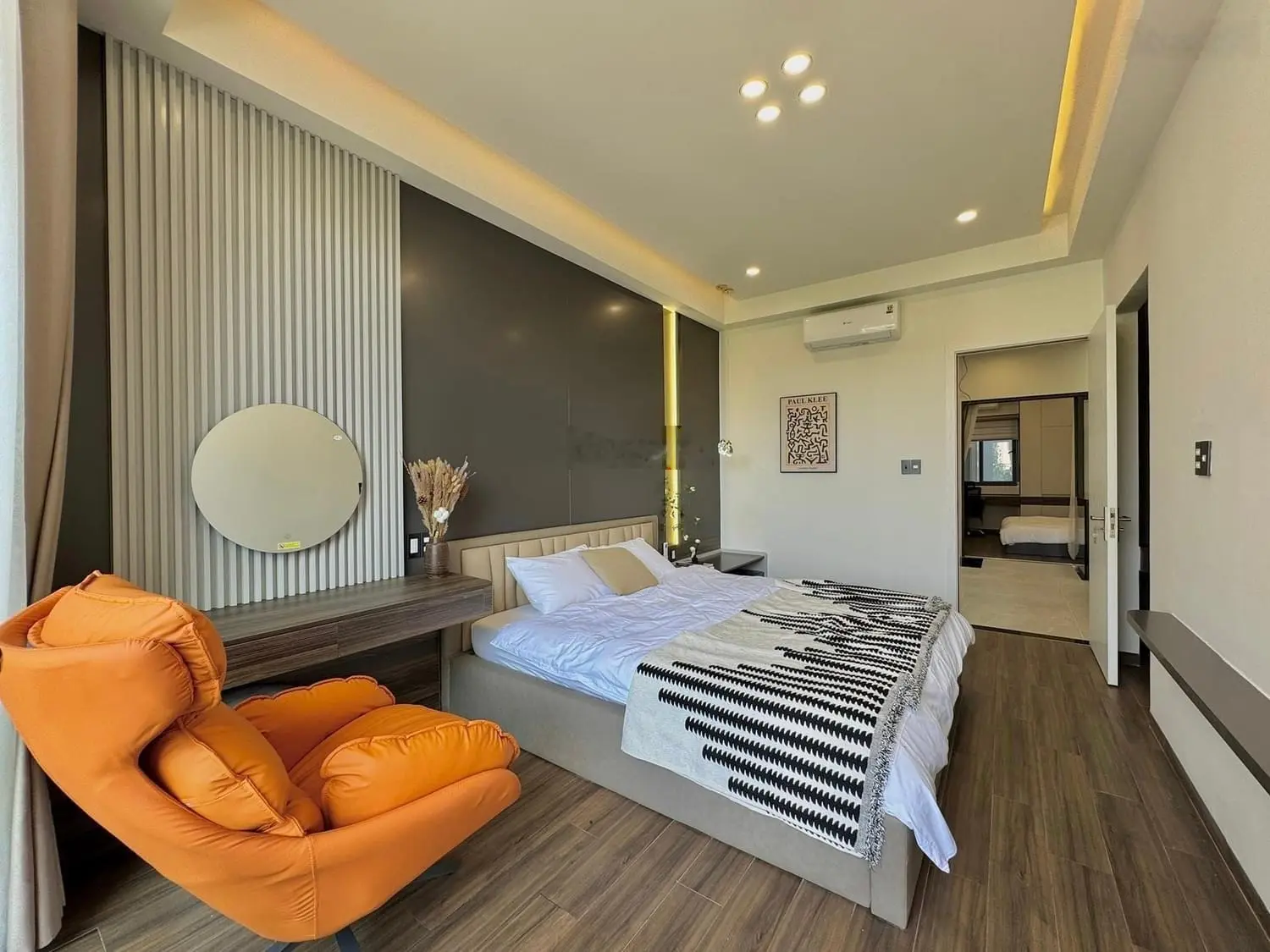 Chủ ngộp bán gấp nhà ngay HXH Phạm Văn Chiêu, P14, Tân Bình, 59.3m2, SHR, 1T 1 lửng 3 lầu