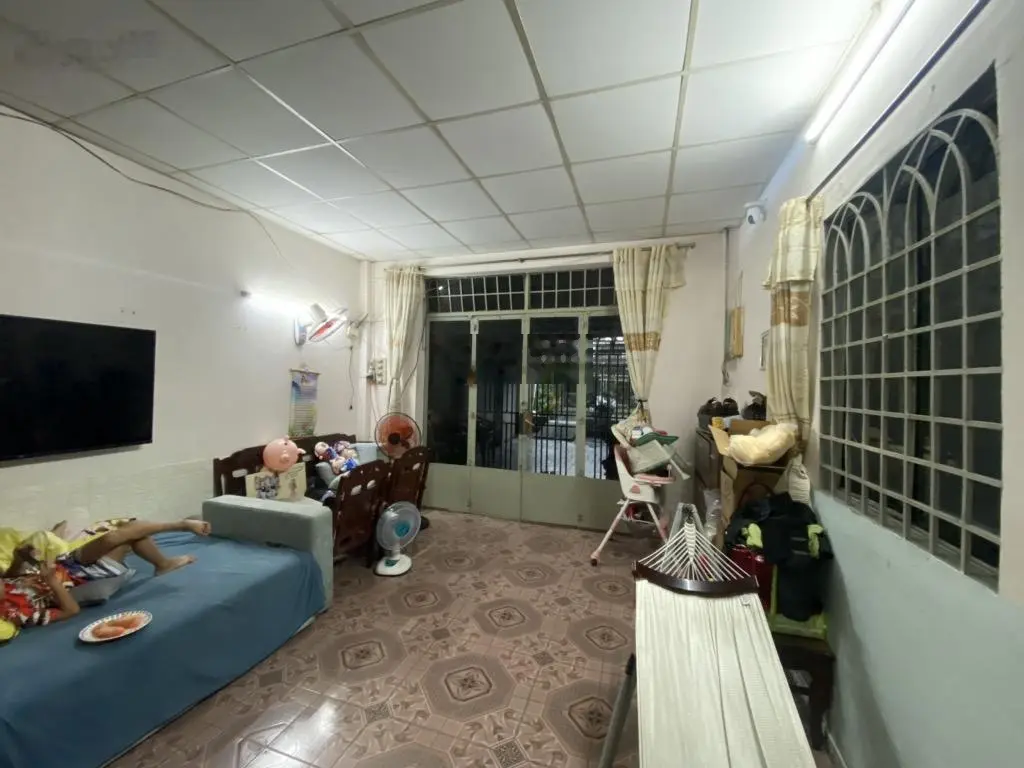 Nhà MT đường 10m - ngang 5m - nở hậu nhẹ - Linh Trung, Thủ Đức - giá tốt