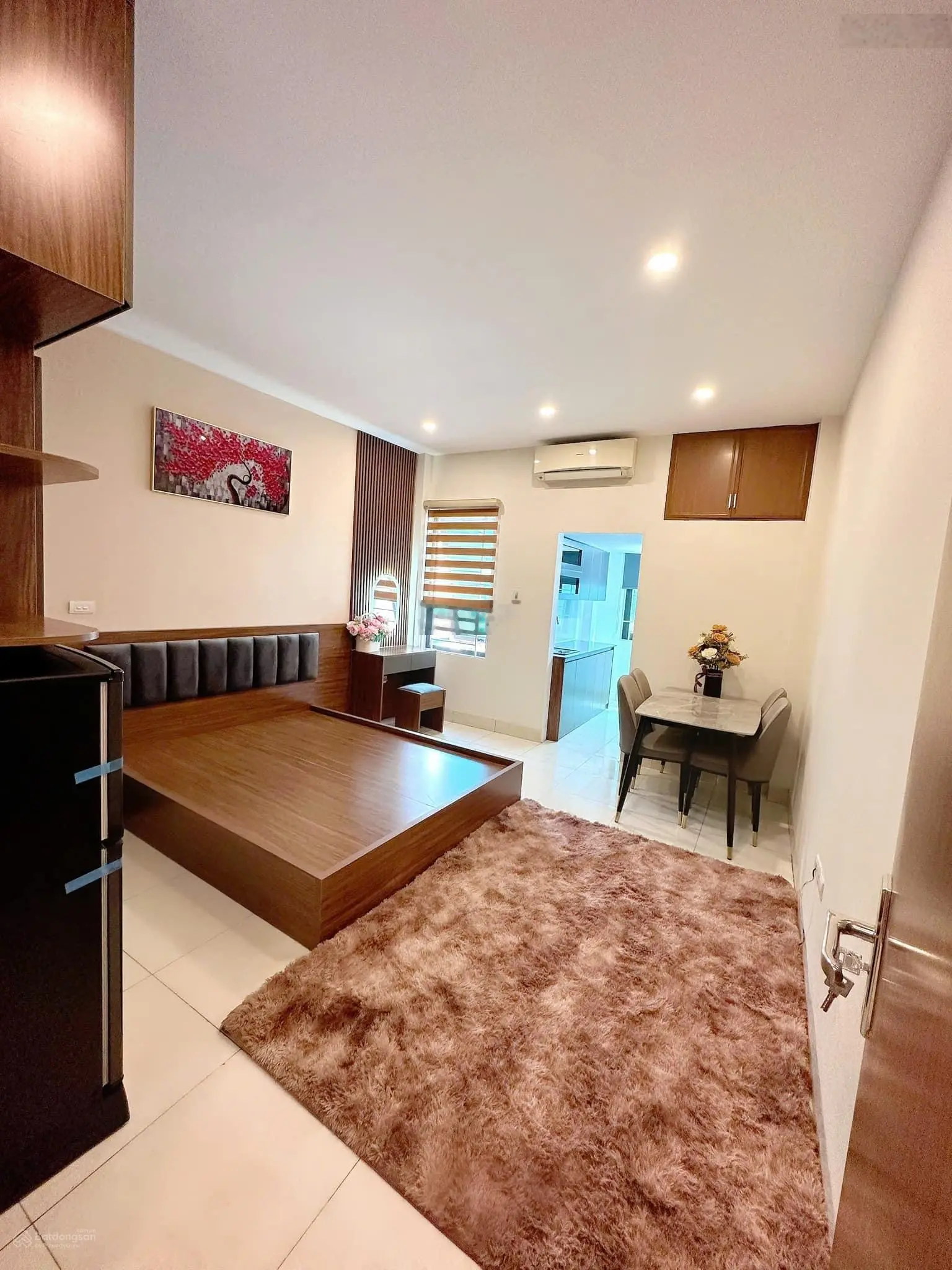 Sát mặt tiền Trường Sa! Vị trí kinh doanh - hẻm thông ôtô - 3 tầng 4x15m - chỉ 12 tỷ TL
