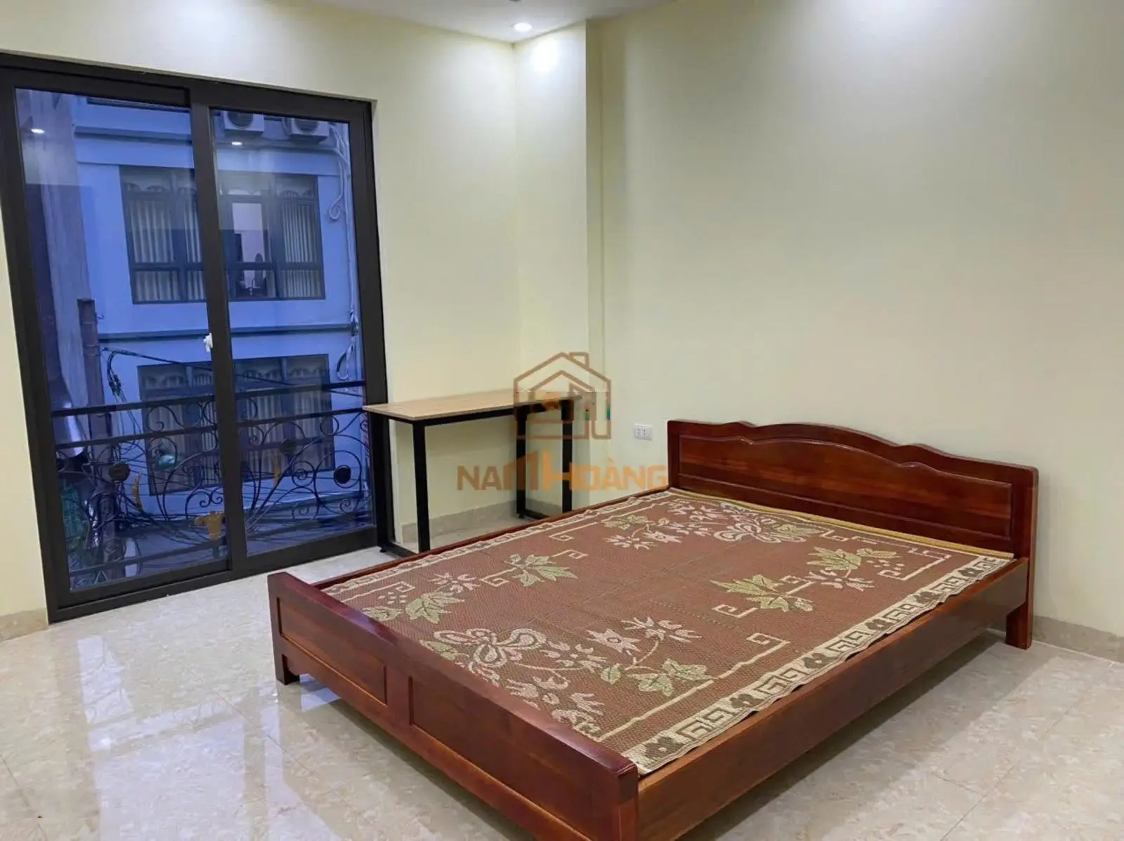 Nhà Phố Xốm ĐH Đại Nam 200m ô tô đỗ quay đầu XD40m2*4T*5PN mua ở cho thuê dòng tiền Lh 0978 939 ***