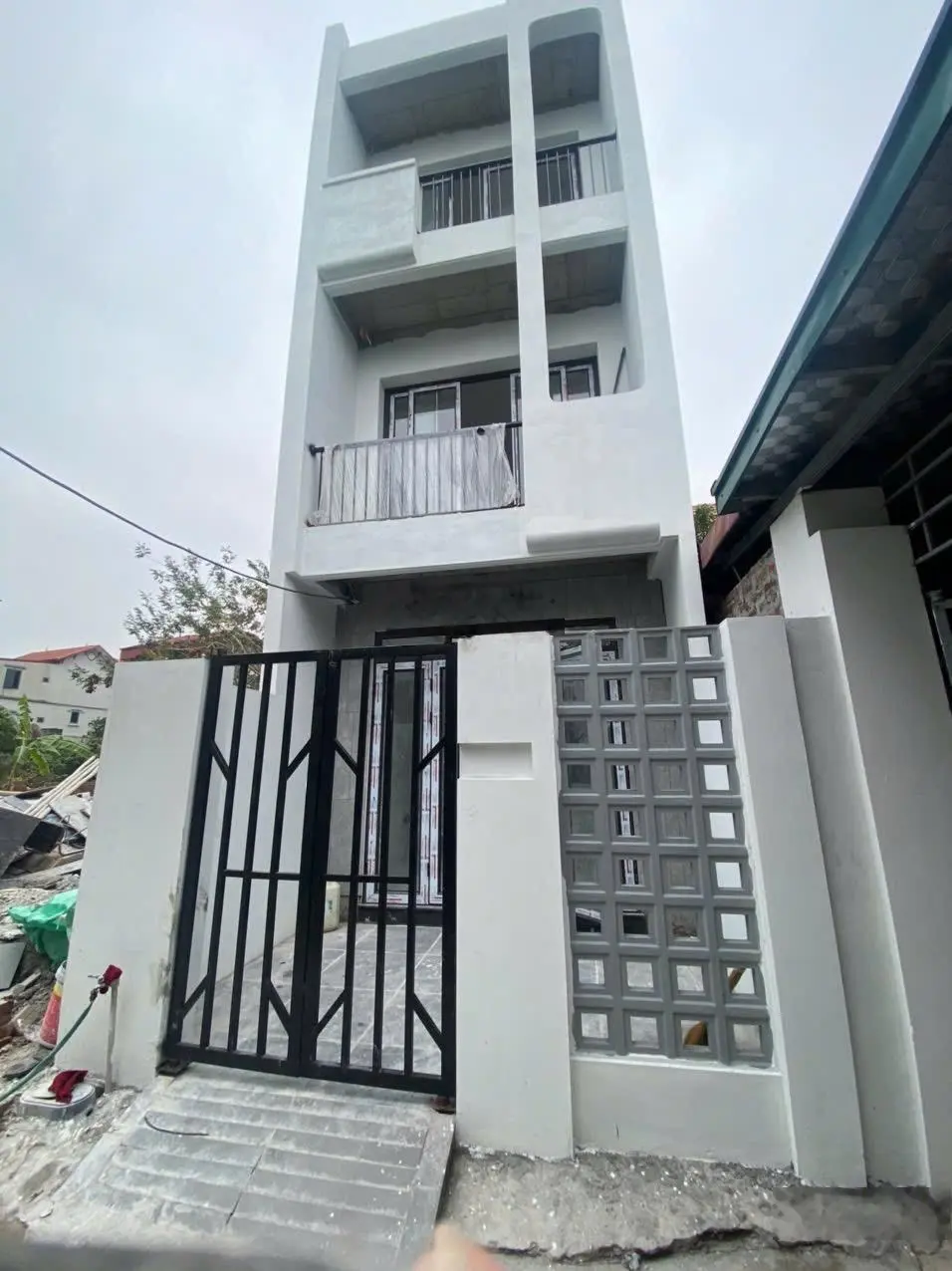 CC bán nhà mới xây 3 tầng DT 51m2 tại Bắc Hồng đông Anh Hà Nội