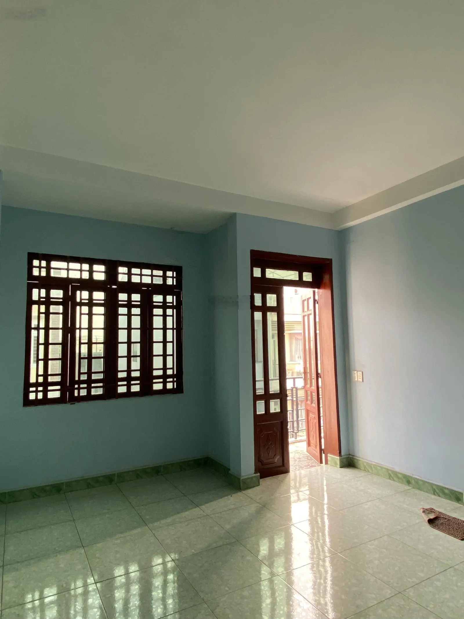 Bán dãy trọ lầu trệt + nhà 3 lầu giá rẻ tại TP Dĩ An Bình Dương