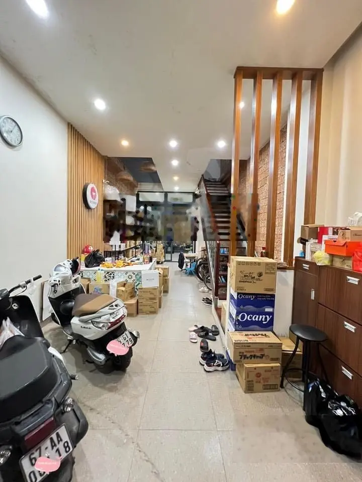 Bán nhà phố ĐẶNG TIẾN ĐÔNG-ĐỐNG ĐA-HÀ NỘI, DT: 73m2 x 5 Tầng / MT: 4,3m - Giá: 19,8 Tỷ