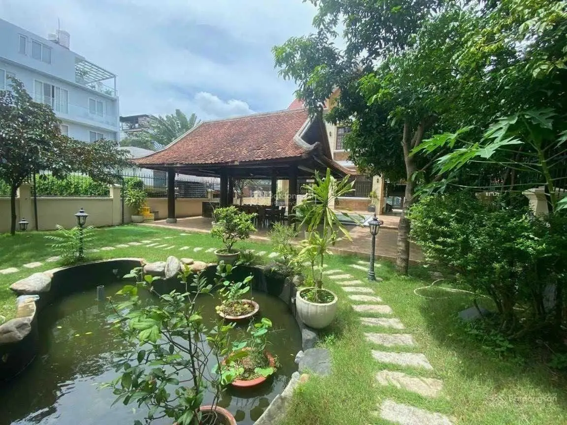 Biệt thự hồ bơi sân vườn Compound vị trí đắc địa tại khu vực Thảo Điền diện tích 830m2 giá 150tr/2