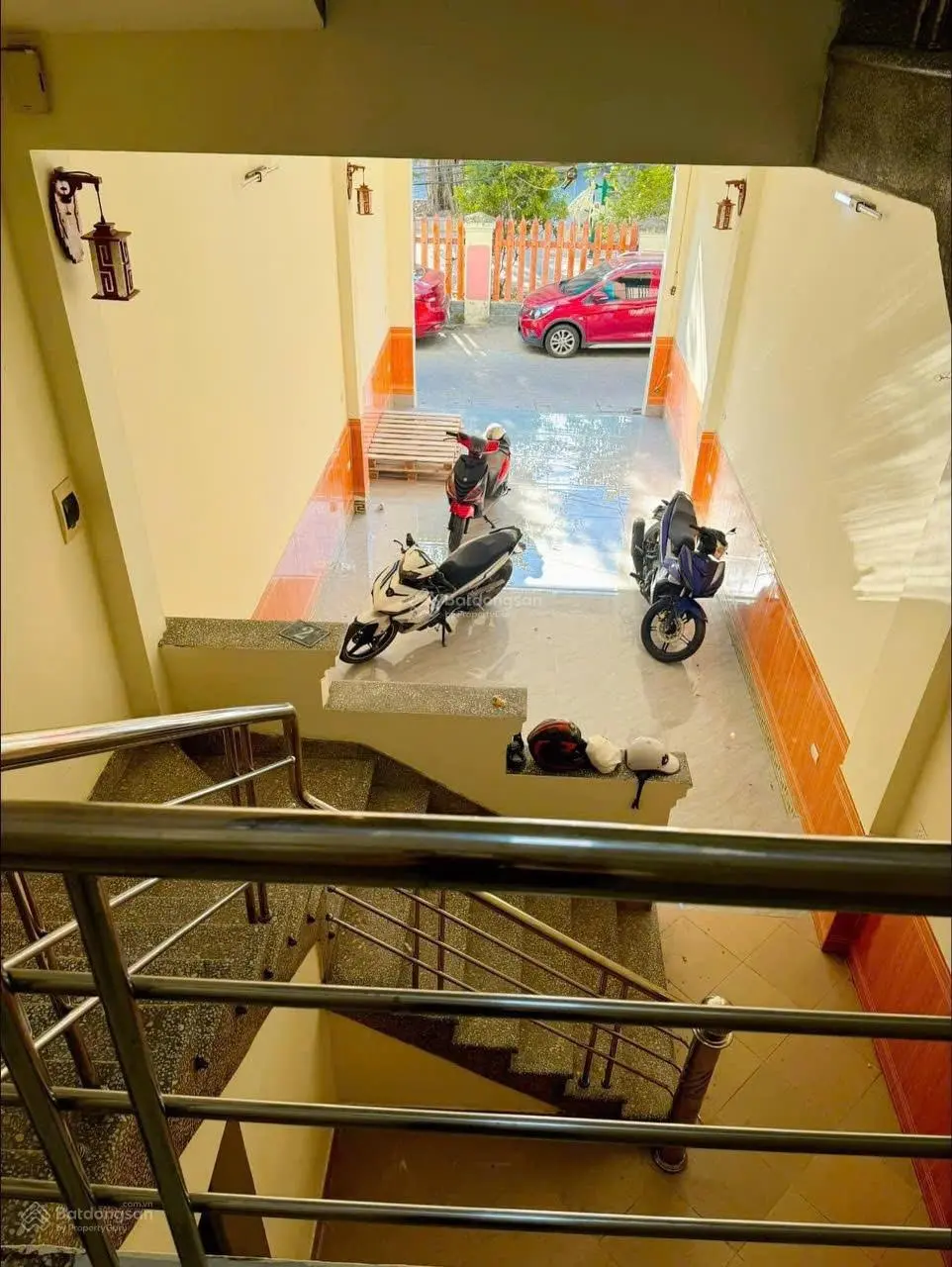 bán nhà Hàng Hót Làn 2 Đường Huyền Quang