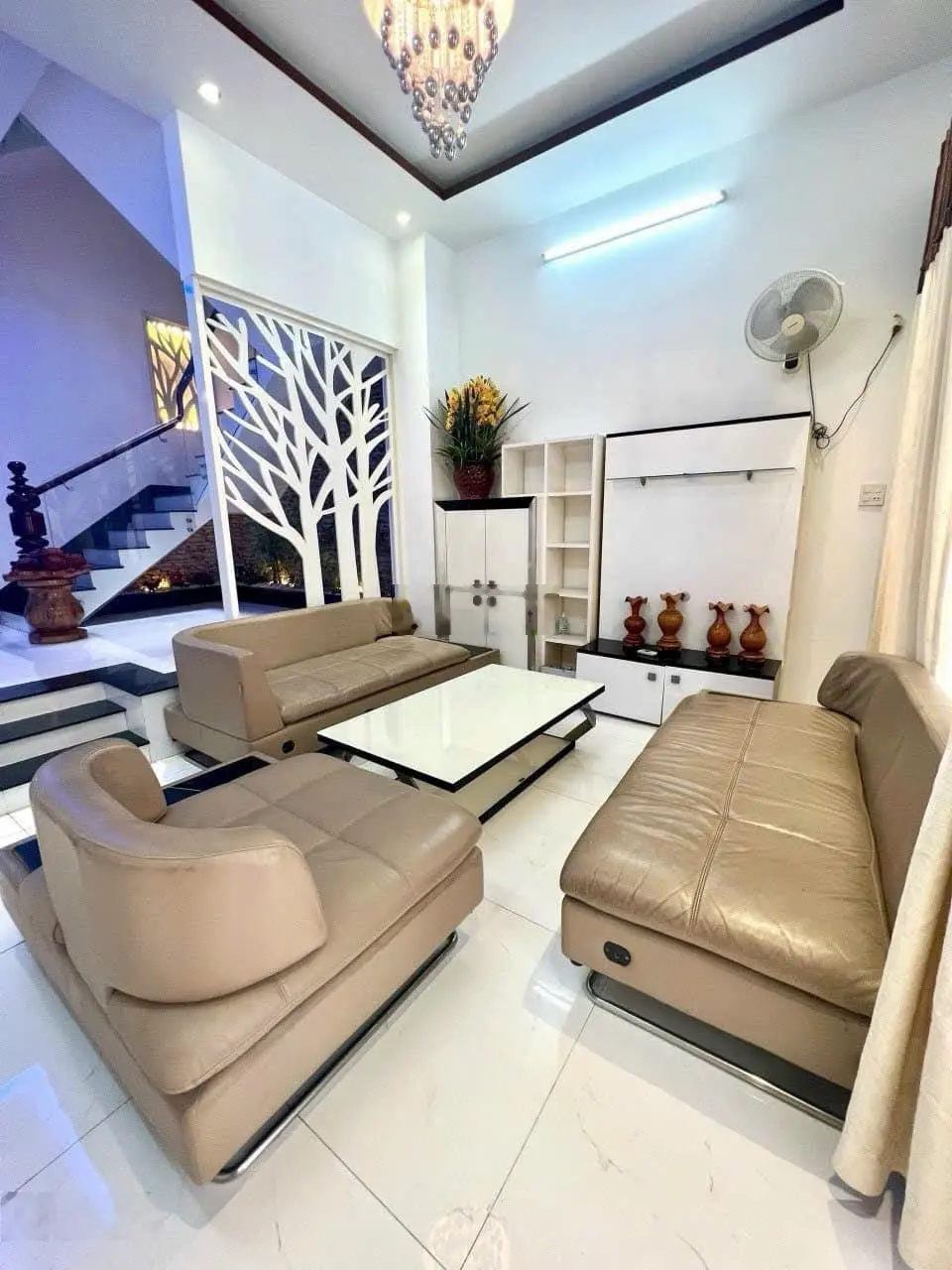 Bán nhà phố mặt tiền Nguyễn Thị Minh Khai, Thành phố Nha Trang