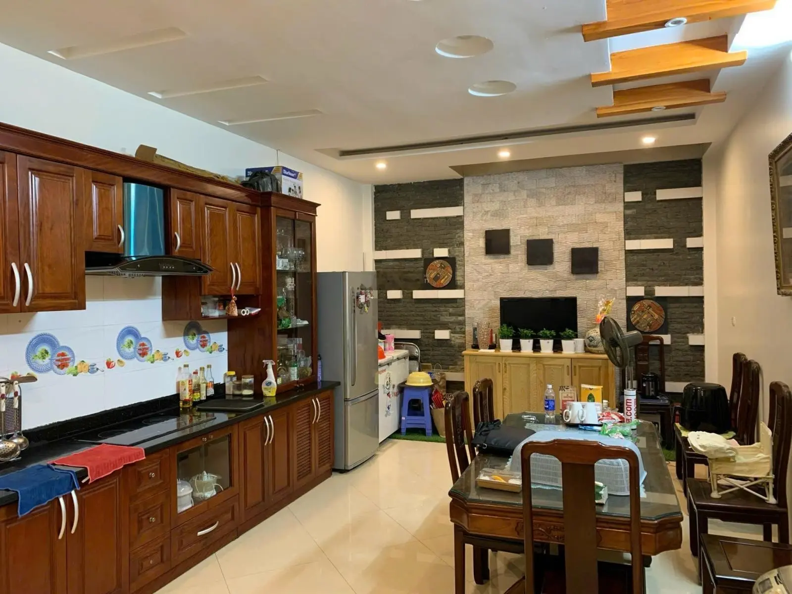 ĐẲNG CẤP NGUYỄN KHANG_PHÂN LÔ ,Ô TÔ TRÁNH_1 NHÀ RA PHỐ_KINH DOANH ĐỈNH_DÂN TRÍ CAO_AN SINH VÍP
