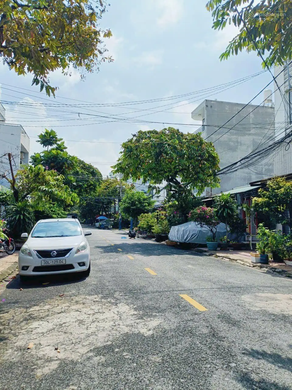 Bán nhà.*** SIÊU ĐẸP *** Phước Bình, Q. 9, DT 87m2 , 3 Tầng, 9.1 tỷ