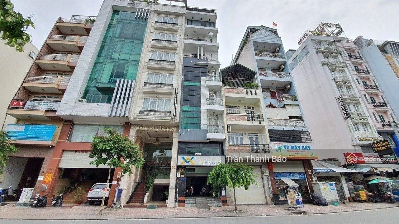 Bán nhà góc 2 mặt tiền hẻm gần chợ Bến Thành, quận 1. Dòng tiền 4%/năm - (7 tầng + TM) - giá 31 tỷ