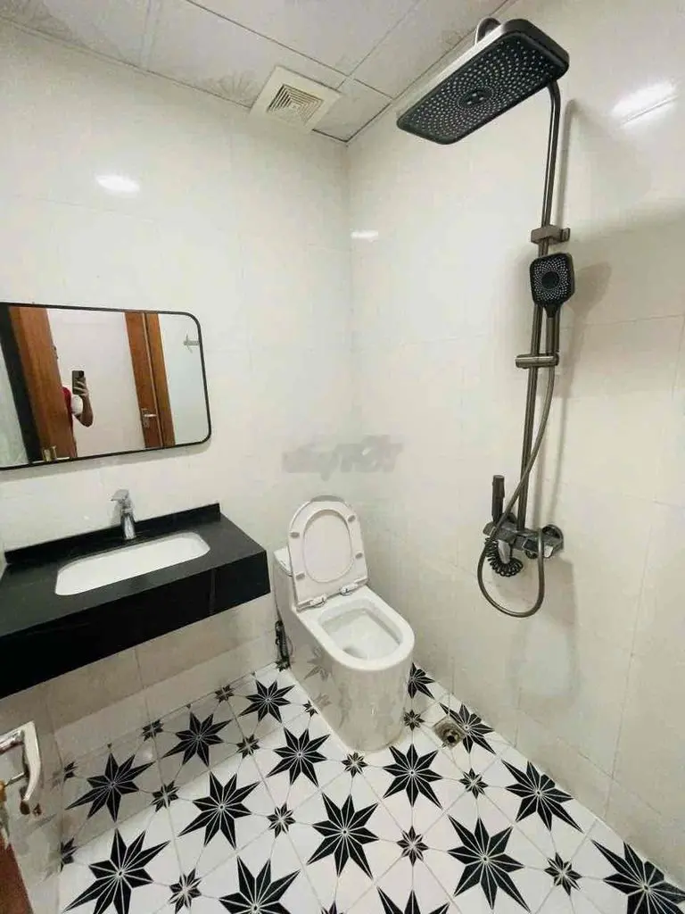 Bán căn hộ chung cư 66m2, 2 phòng ngủ+ 2 vệ Sinh HH4C Linh Đàm