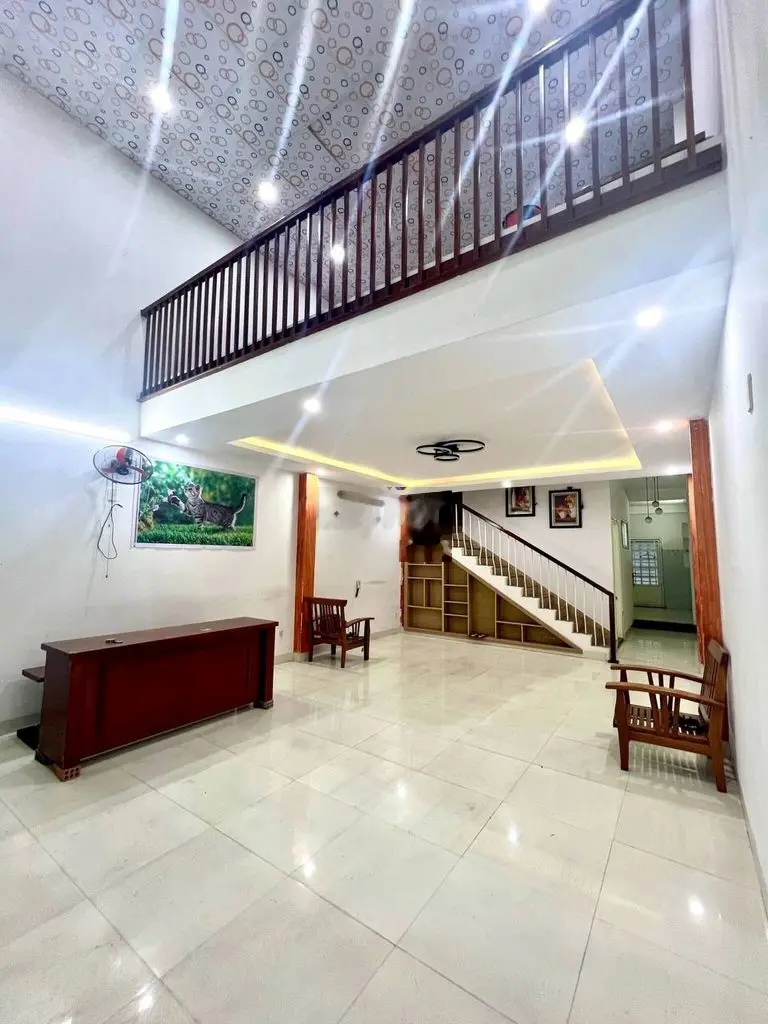 Bán nhà mặt tiền 80m2đường An Dương Vương, p Mỹ An, quận Ngũ Hành Sơn