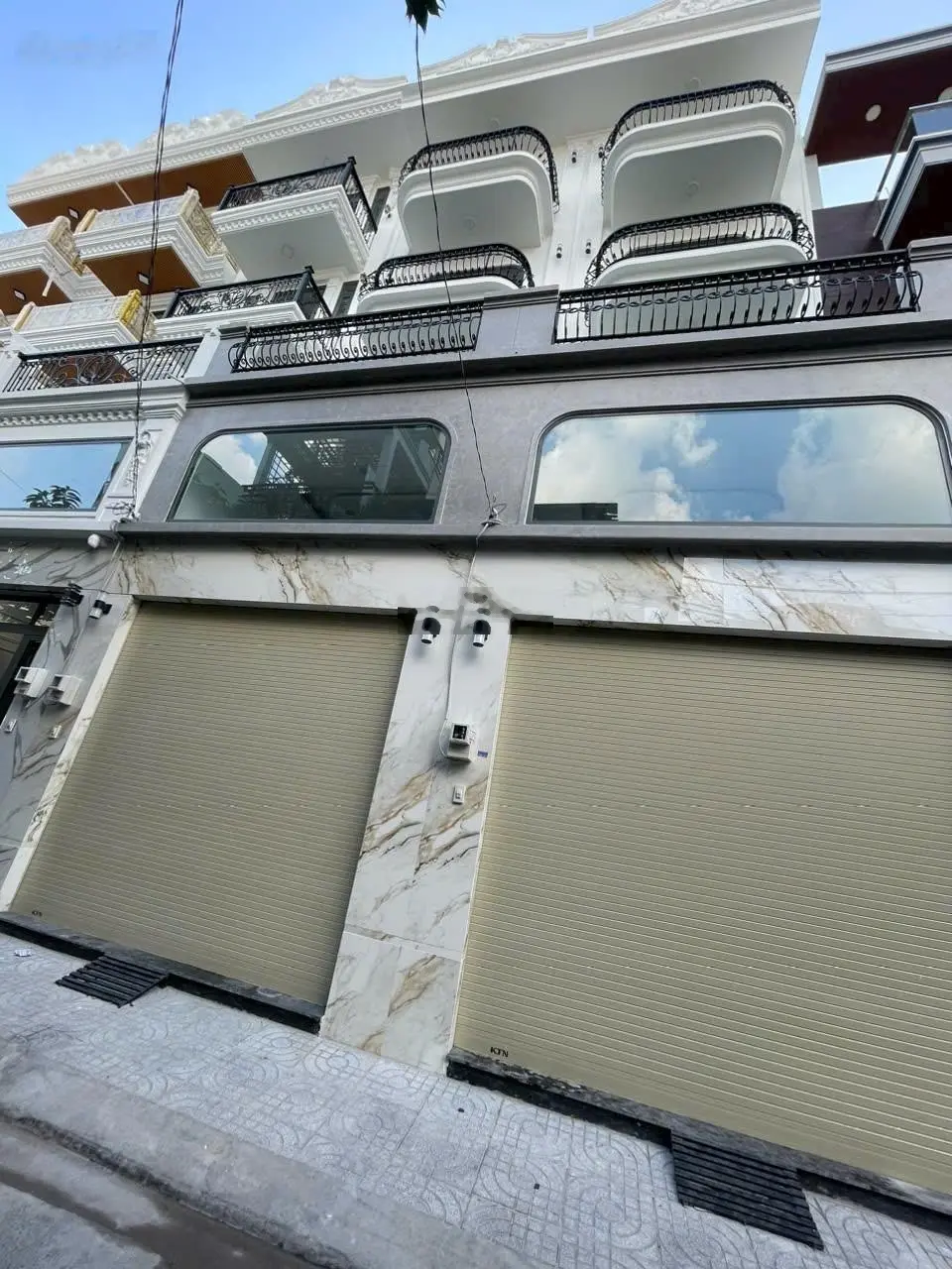 Nhà 67m2 đất xây 4,5 tấm hẻm 8m đường Hương lộ 2 BTĐ A Bình tân. Giá 6 tỷ 850 TL
