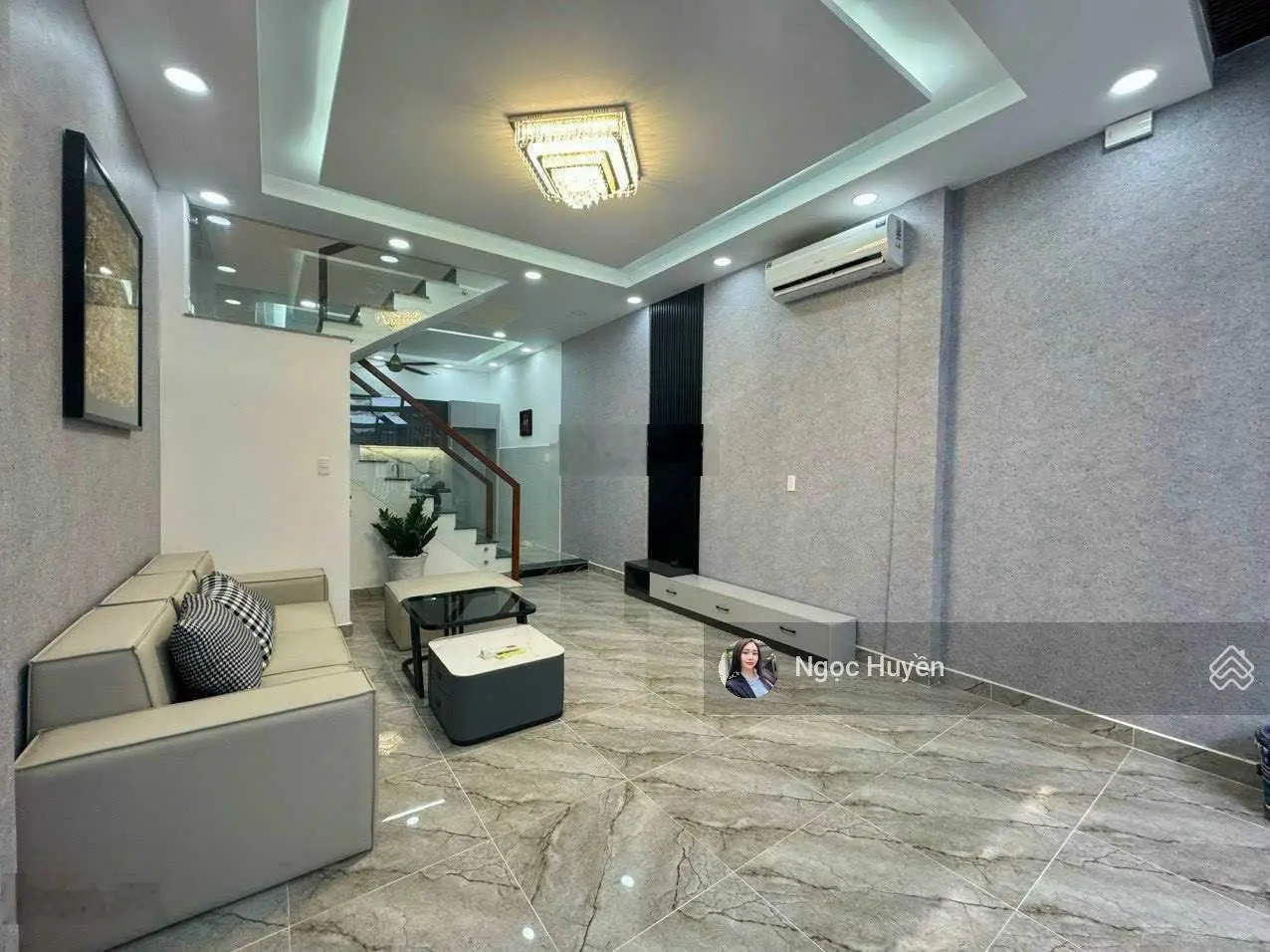 Ngộp - nhà 3 tầng - HXH - gần Metro - Đặng Văn Bi - DT: 85m2 - giá 5,9 tỷ