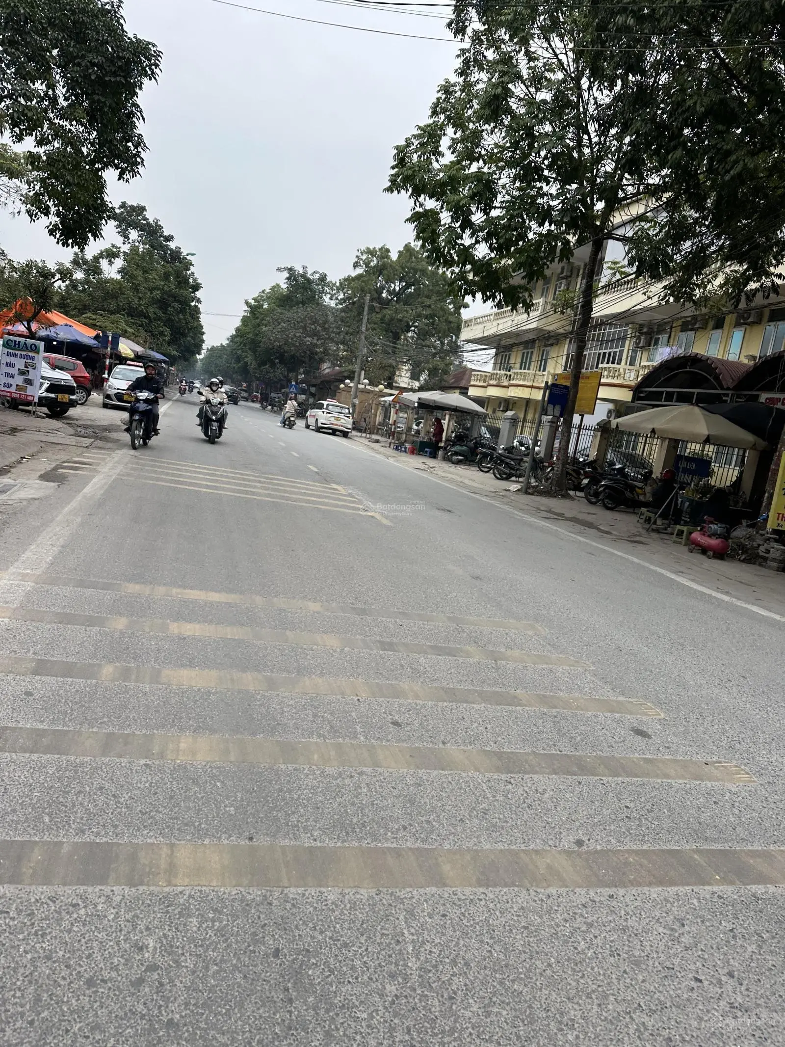 Bán 130m2 đất tặng nhà đường Đào Cam Mộc, Đông Anh, vỉa hè, kinh doanh sầm uất ngày đêm.