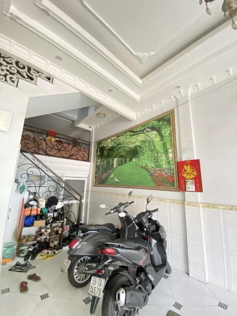 Bán nhà sát MT đường Nguyễn thị tần-chợ rạch ông p2 Q8(4,1x13)5 tầng,HXH giá 9,95 tỷ, pháp lý chuẩn