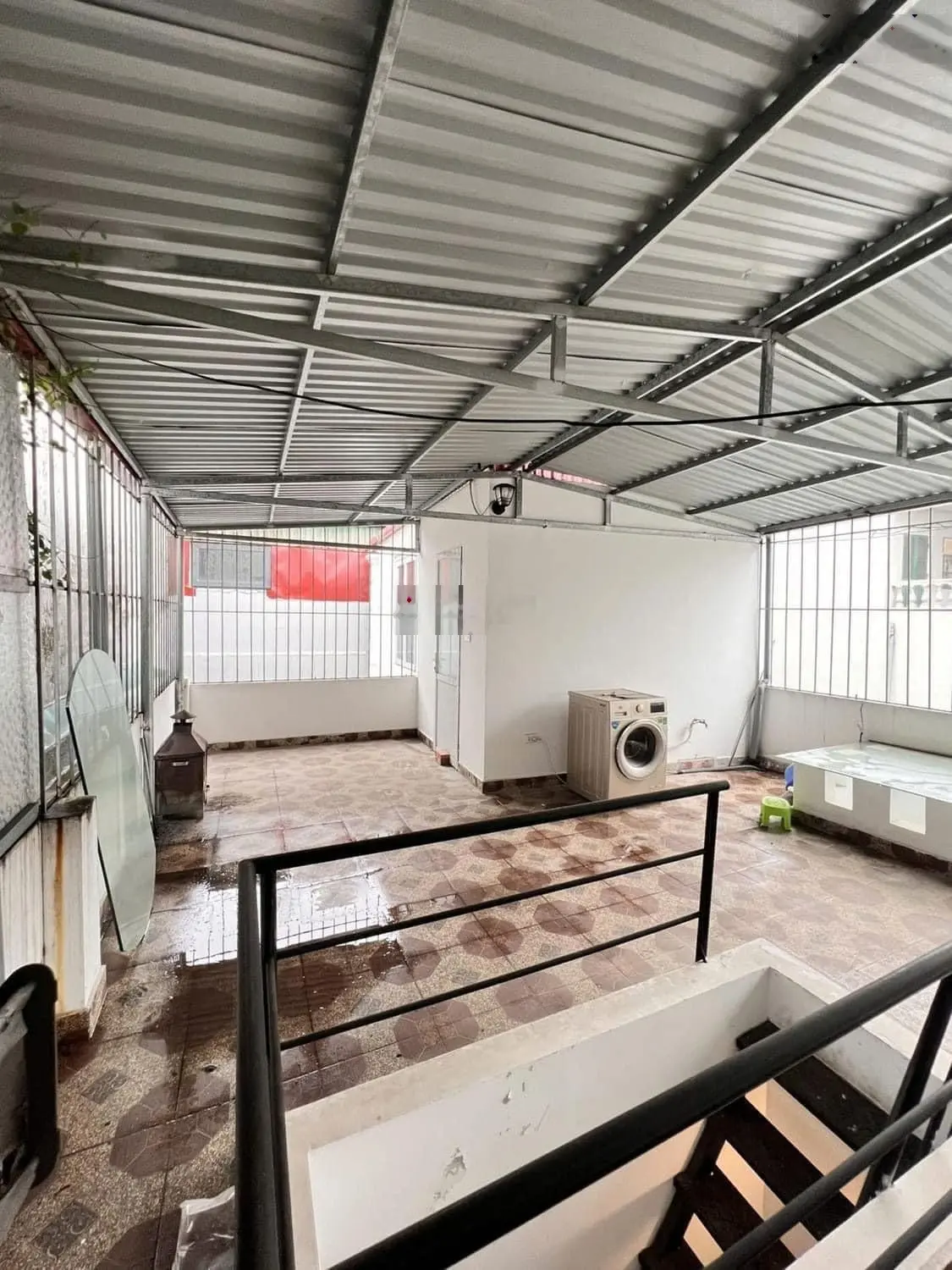 Hiếm Đào Tấn - Gần phố - Ô tô ba bước chân 75m2 - 4 tầng - 4m MT