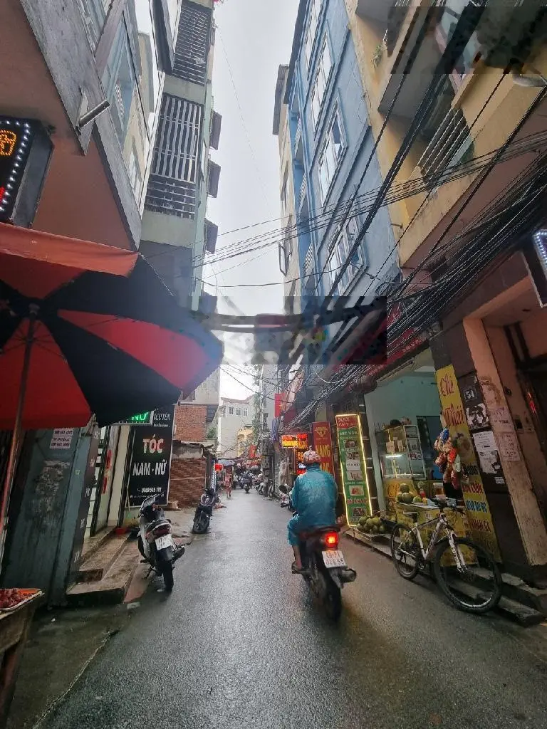 7tỷ hơn-bán nhà Mễ Trì 41m2-4tầng dân xây đẹp long lanh - full nội thất sẵn ở-30m ra ôtô-vị trí đẹp