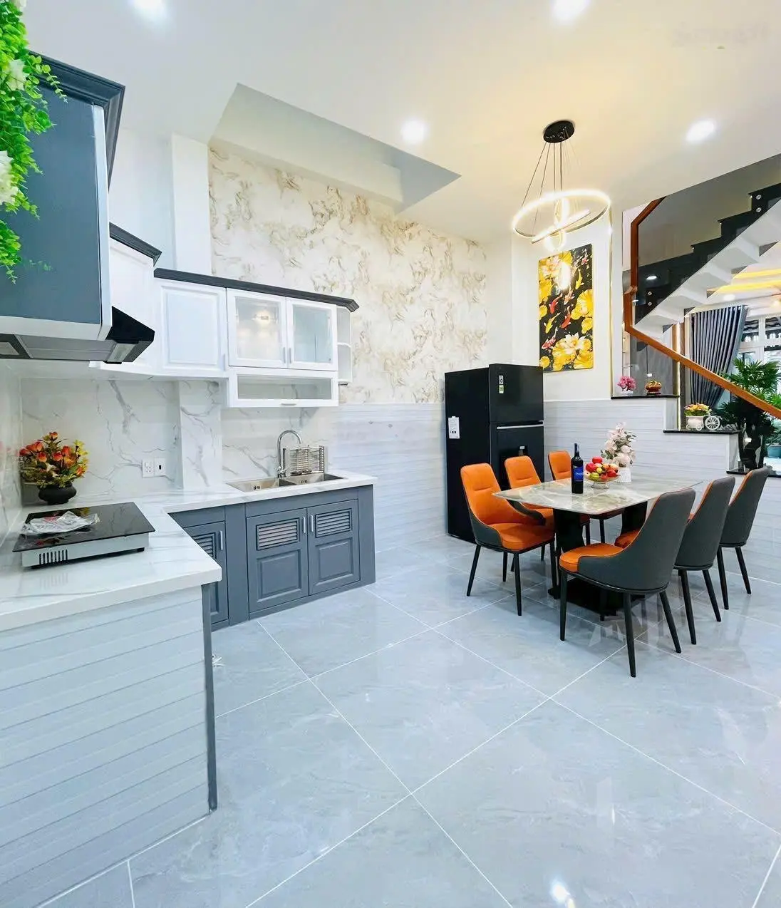 Hạ giá !! Bán gấp nhà 60m2, giá 1 tỷ 850 triệu Nguyễn Văn Quá vào 100m, Quận 12 hẻm xe hơi 6m, SHR