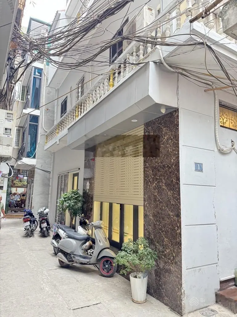 Lô góc 3 mặt thoáng - Thanh Nhàn - ngõ rộng nông thông tứ tung - vài bước chân ra phố
