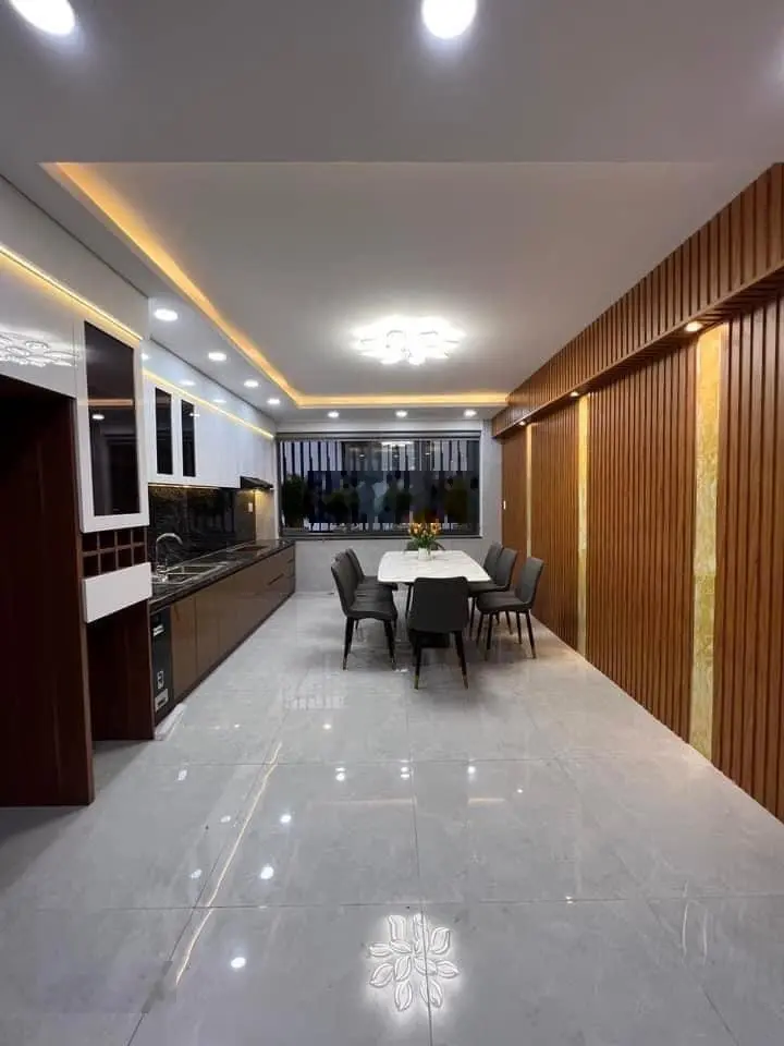 Bán nhà 80/11/19 đường số 5 P17 4 tầng 4pn 5wc Thang máy 450kg hẻm 7m full nội thất