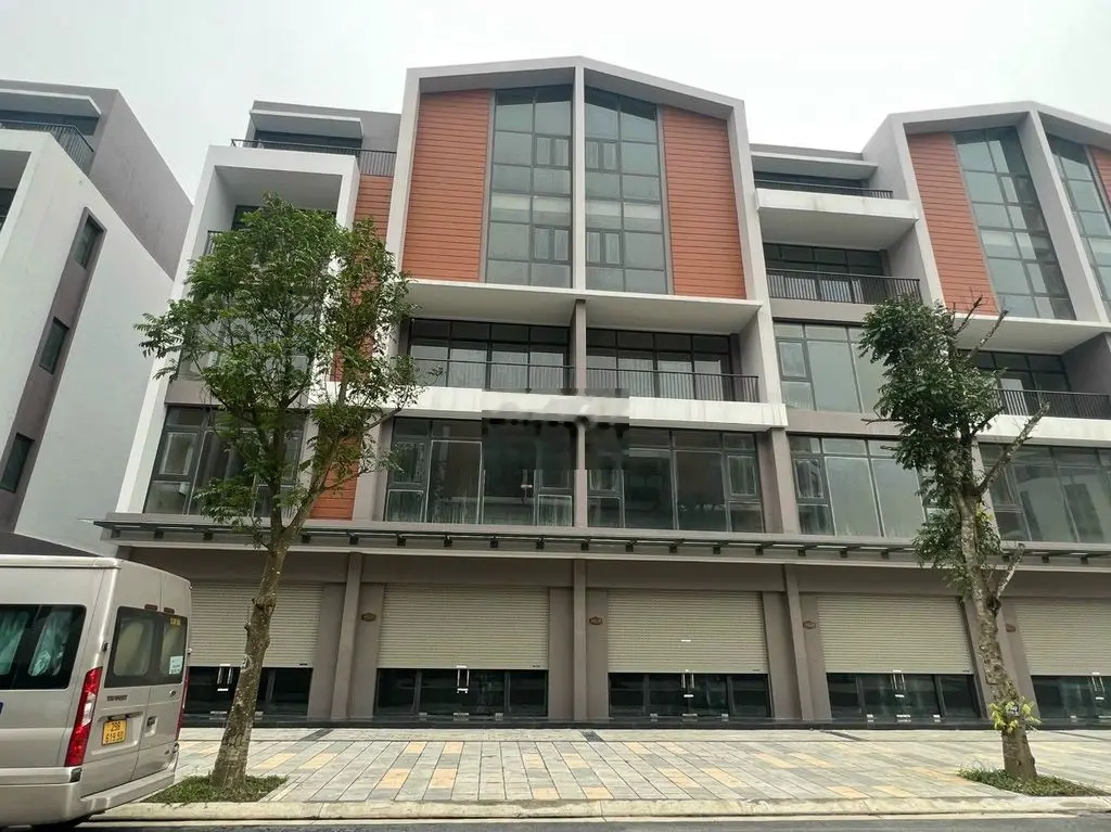Bán Shophouse 2 mặt tiền: PB2 Vinhomes Ocean Park 3