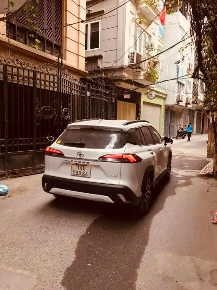 Bán nhà phố víp Đê La Thành-Đống Đa kinh doanh đỉnh,oto tránh,ngõ thông 70m2/4T/5.5mMT 12 tỷ cóTL