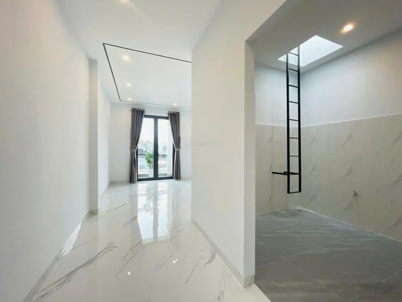 Bán Nhà Tân Cổ Điển Dương Đức Hiền, Gần Biển Nguyễn Tất Thành, Đà Nẵng
