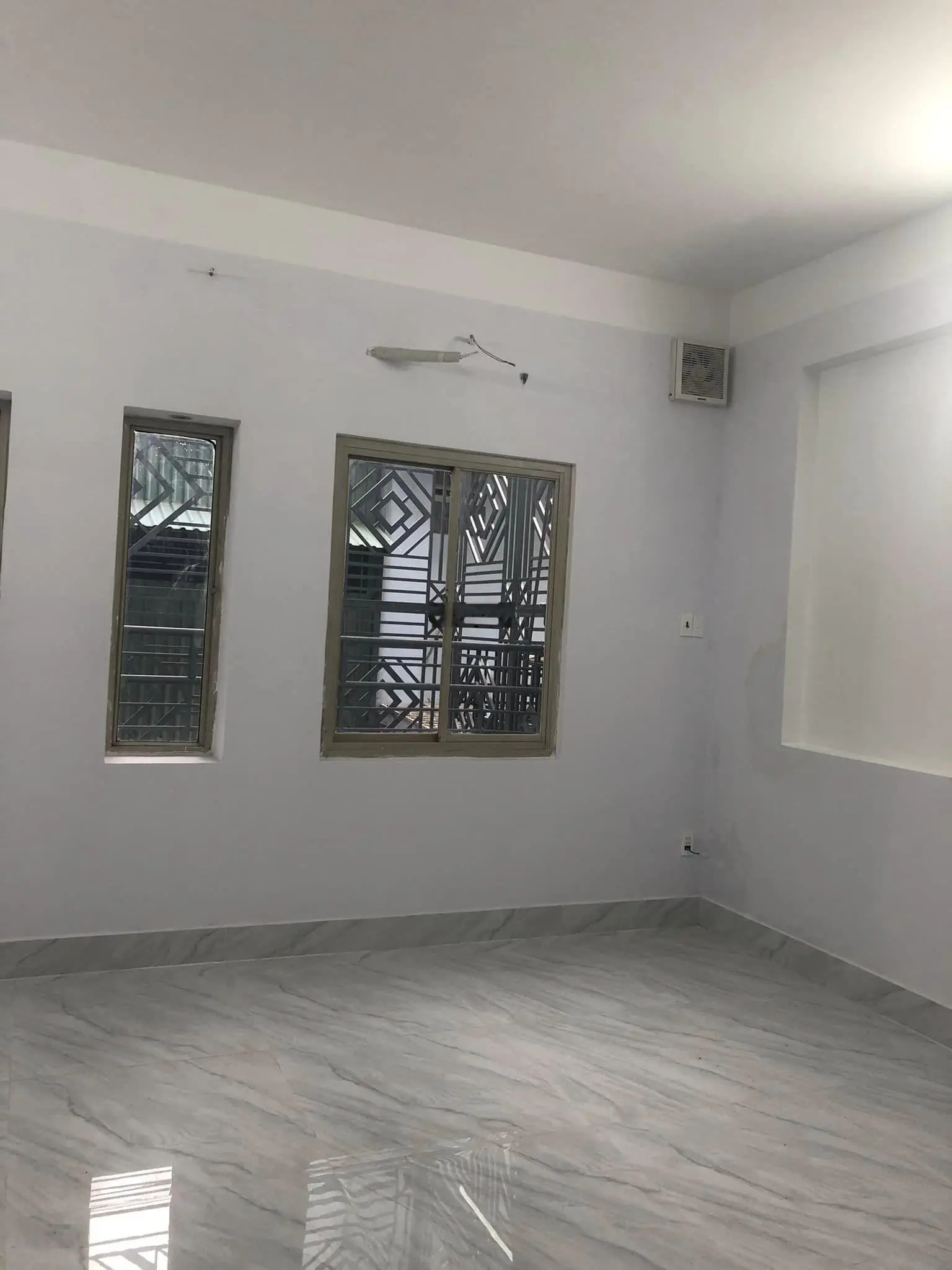 Bán nhà khu Tên Lửa, MT đường Số 4, P. Bình Trị Đông B, 6 x 22m, 4.5 tấm, giá 23.9 tỷ.