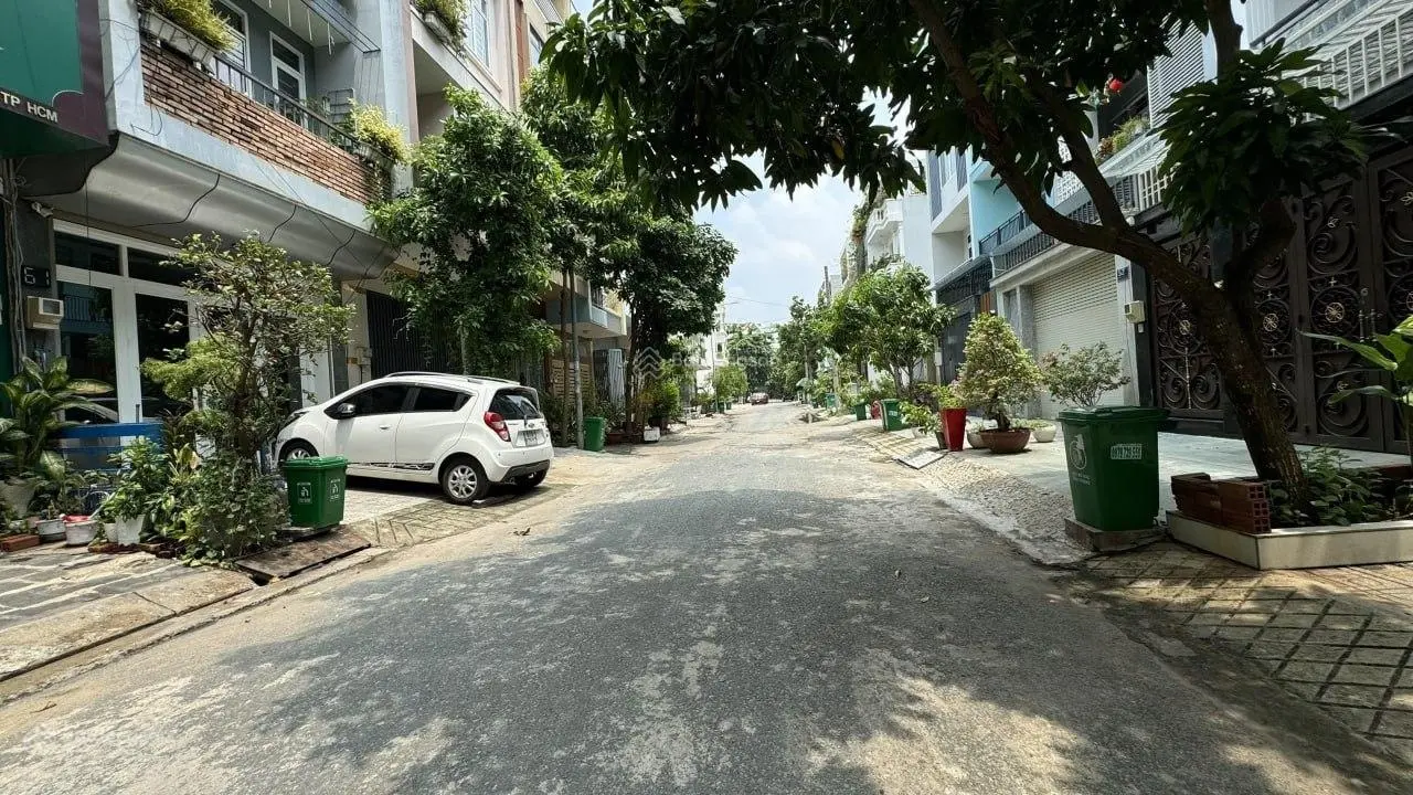 Đầu tư - lô đất duy nhất An Phú - An Khánh giá chỉ 10.8 tỷ TL. Sổ hồng riêng. Vị trí cực đẹp
